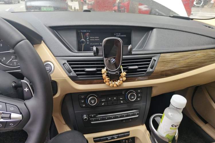 Used BMW X1 2012 xDrive20i Luxury Model Audio And AC Panel