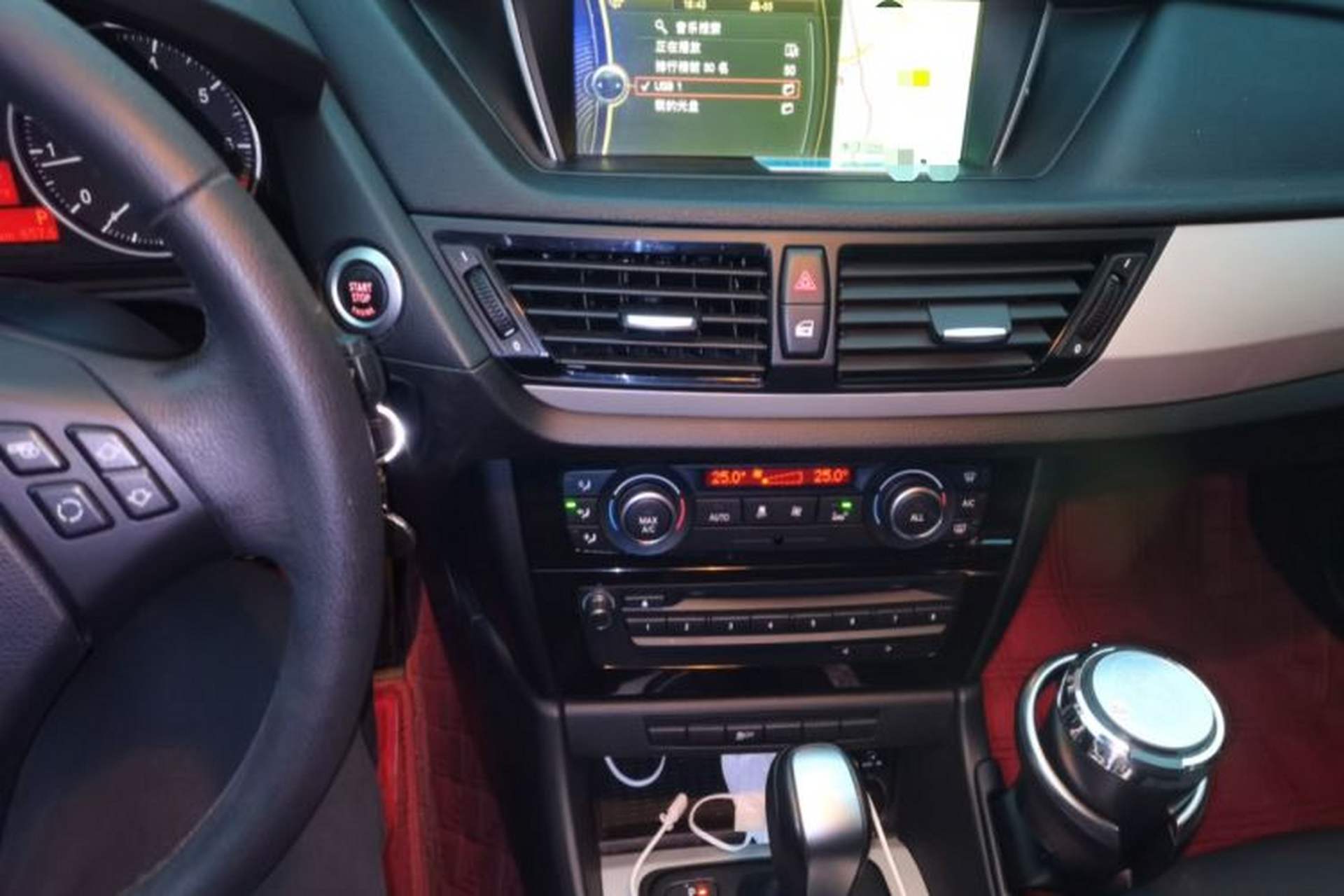 Used BMW X1 2012 sDrive18i Luxury Edition Audio And AC Panel