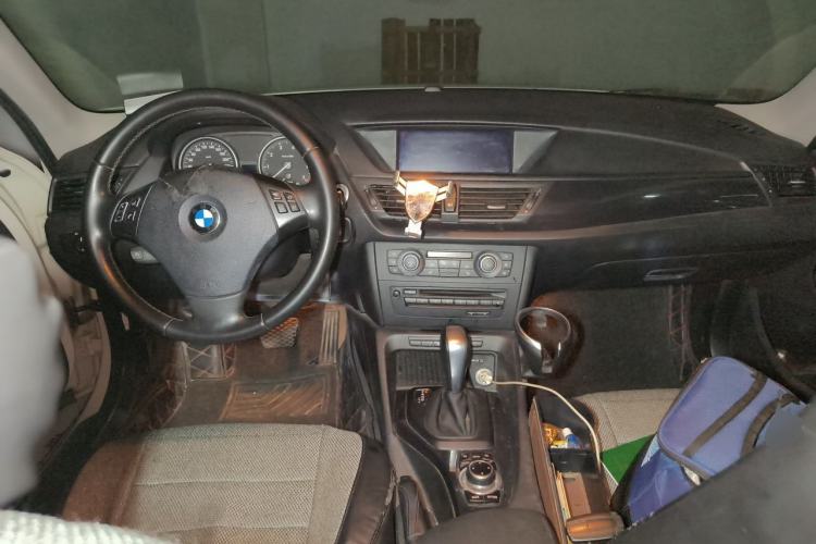 Used BMW X1 2012 sDrive18i Luxury Model Center Console
