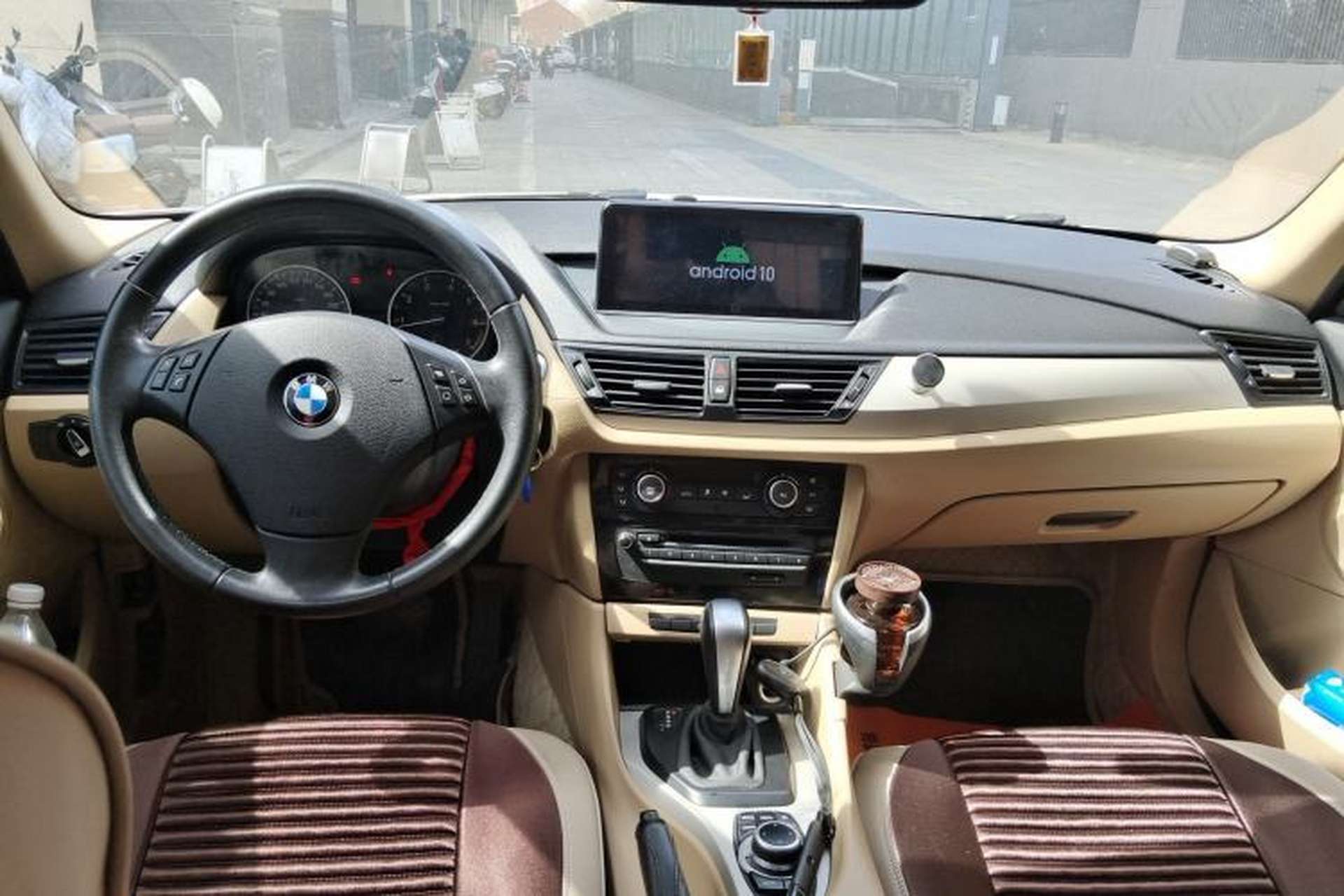 Used BMW X1 2012 sDrive18i Luxury Edition Center Console