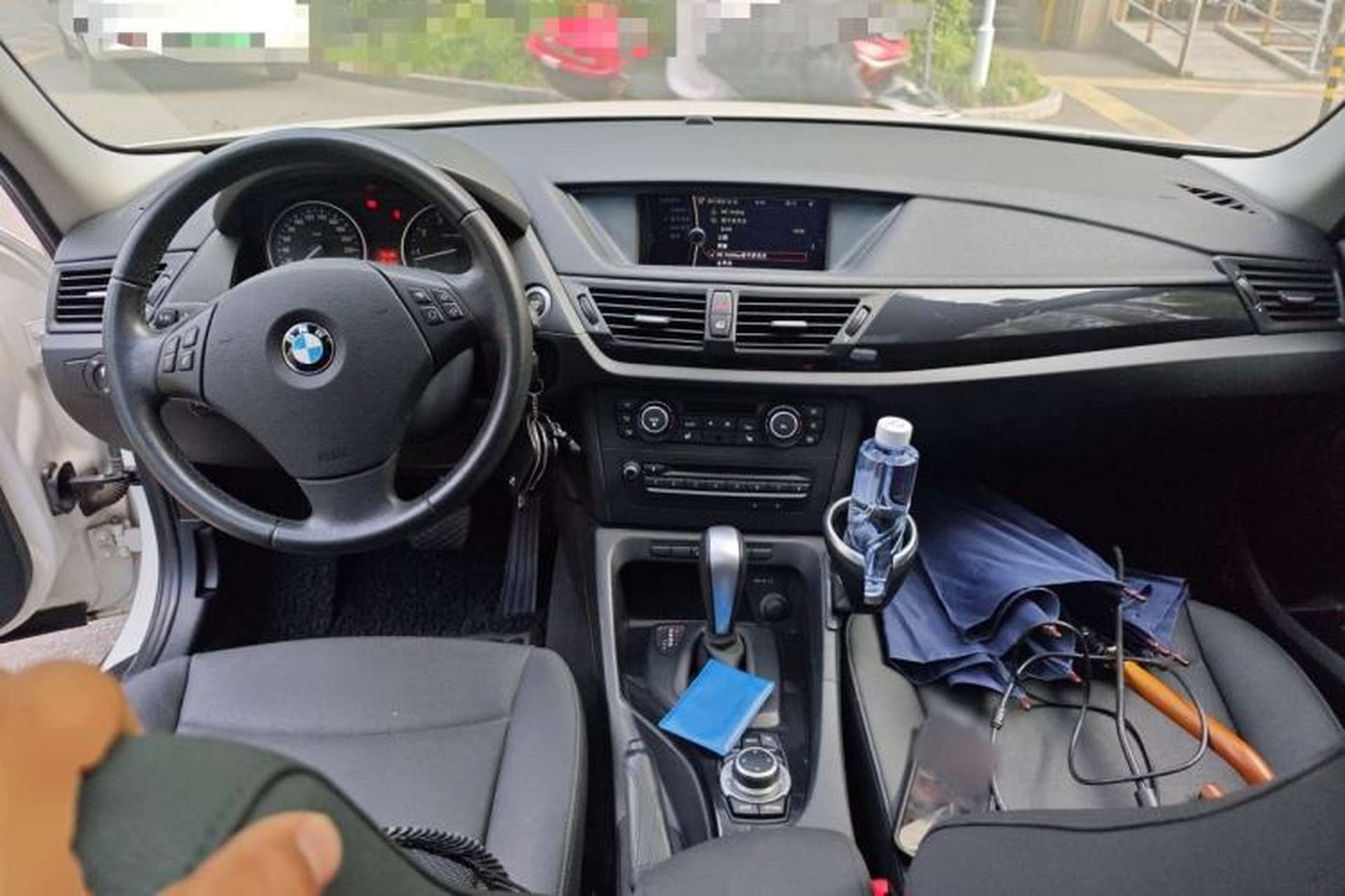 Used BMW X1 2012 sDrive18i Luxury Edition Center Console