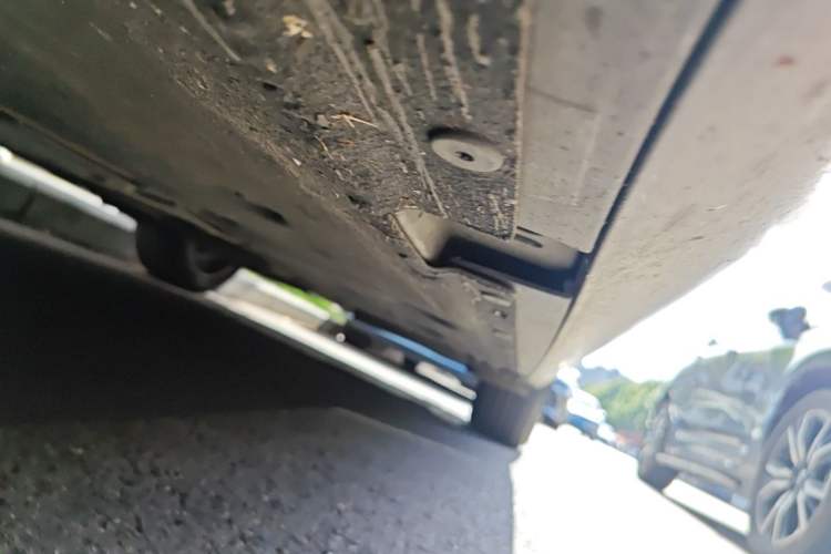 Used BMW X1 2012 sDrive18i Luxury Model Chassis Front Left