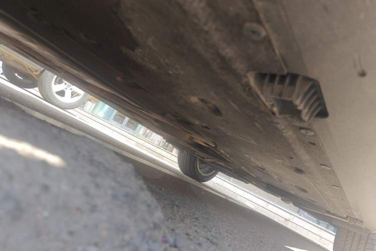 Used BMW X1 2012 sDrive18i Fashion Model Chassis Front Left