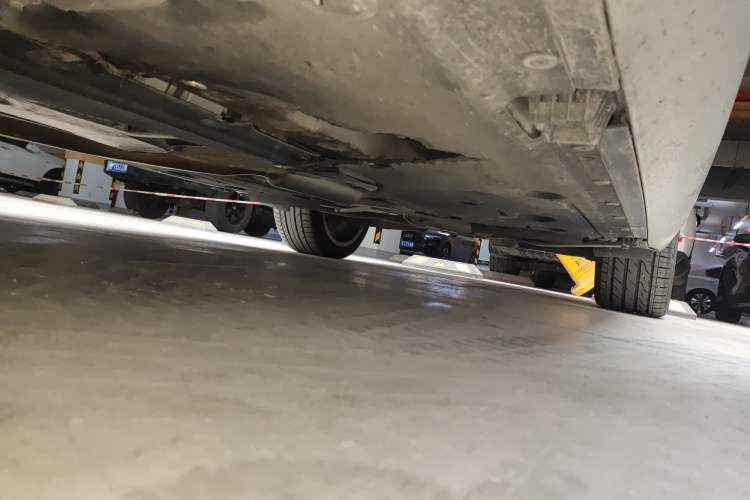 Used BMW X1 2012 xDrive28i Chassis Front Left