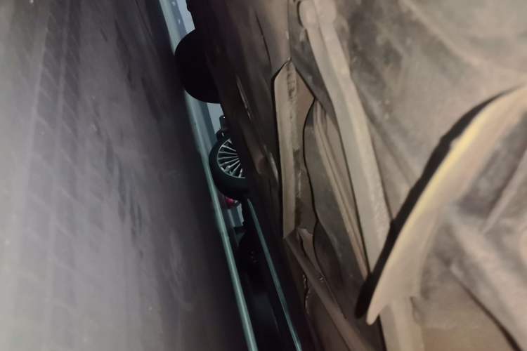 Used BMW X1 2012 xDrive20i Chassis Rear Left