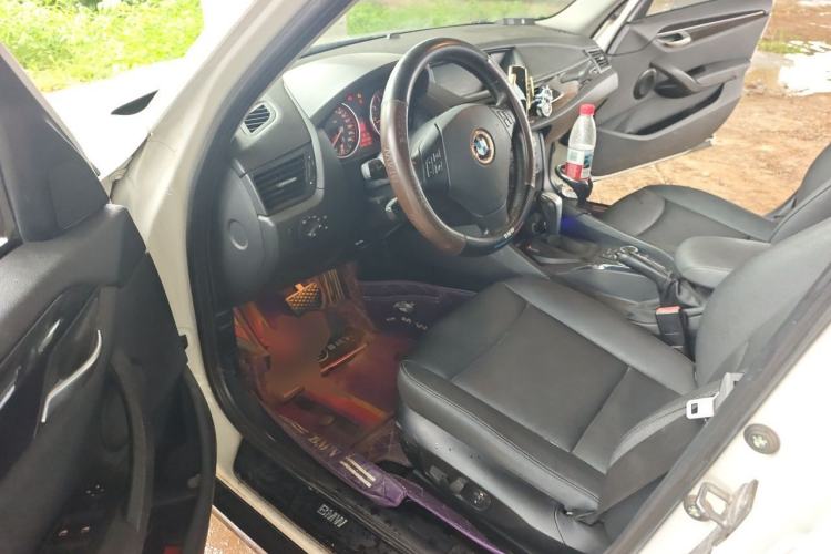 Used BMW X1 2012 sDrive18i Luxury Edition Driver Seat