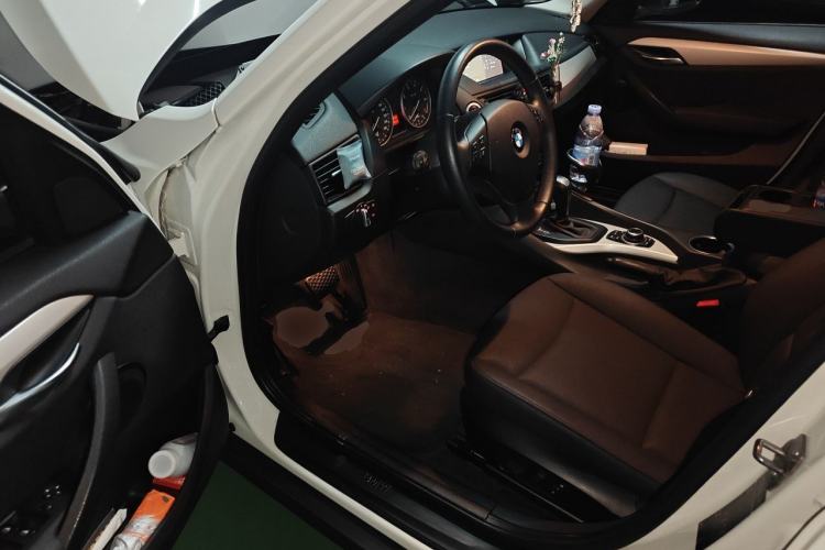 Used BMW X1 2012 sDrive18i Luxury Model Driver Seat
