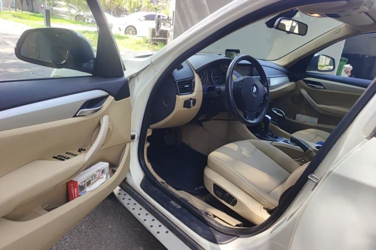 Used BMW X1 2012 sDrive18i Luxury Edition Driver Seat