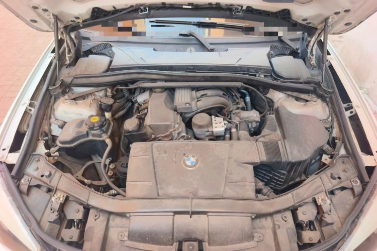 Used BMW X1 2012 sDrive18i Fashion Model Engine Bay