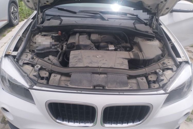 Used BMW X1 2012 sDrive18i Fashion Model Engine Bay