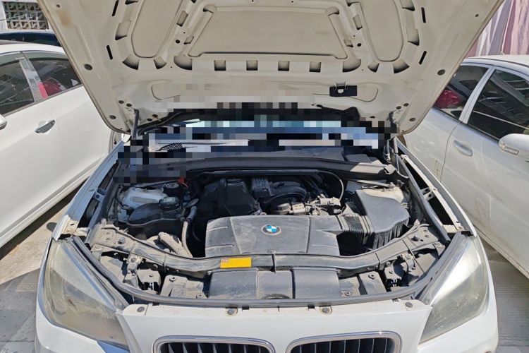 Used BMW X1 2012 sDrive18i Fashion Model Engine Bay