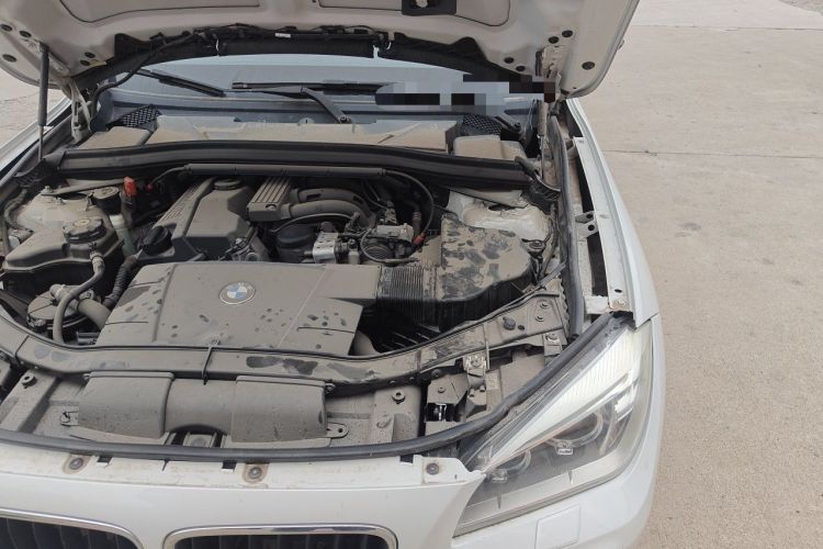 Used BMW X1 2012 sDrive18i Luxury Edition Engine Bay Left