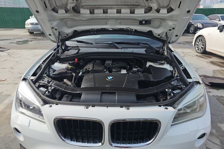 Used BMW X1 2012 sDrive18i Luxury Edition Engine Bay