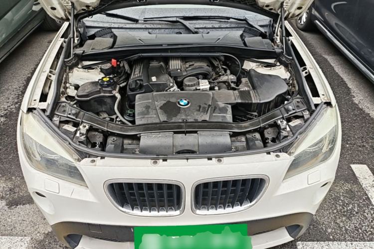 Used BMW X1 2012 sDrive18i Luxury Edition Engine Bay