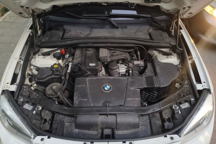 Used BMW X1 2012 sDrive18i Luxury Edition Engine Bay