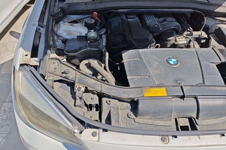 Used BMW X1 2012 sDrive18i Fashion Model Engine Bay Right