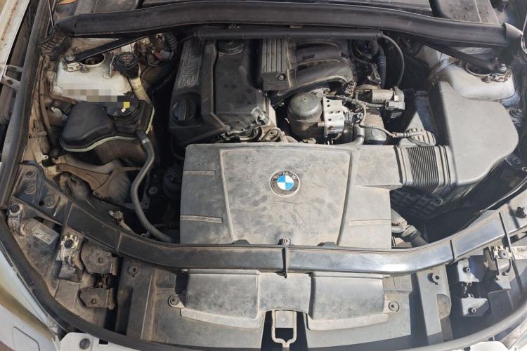 Used BMW X1 2012 sDrive18i Luxury Model Engine Bay