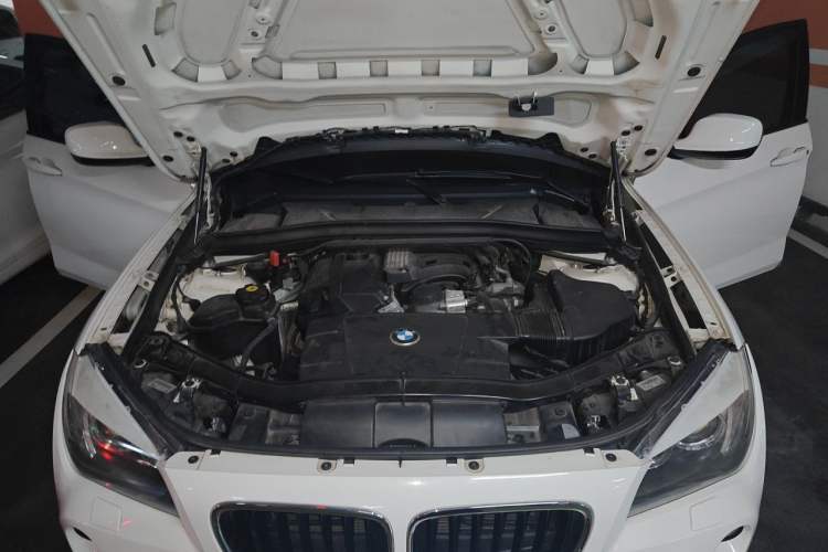 Used BMW X1 2012 sDrive18i Luxury Model Engine Bay