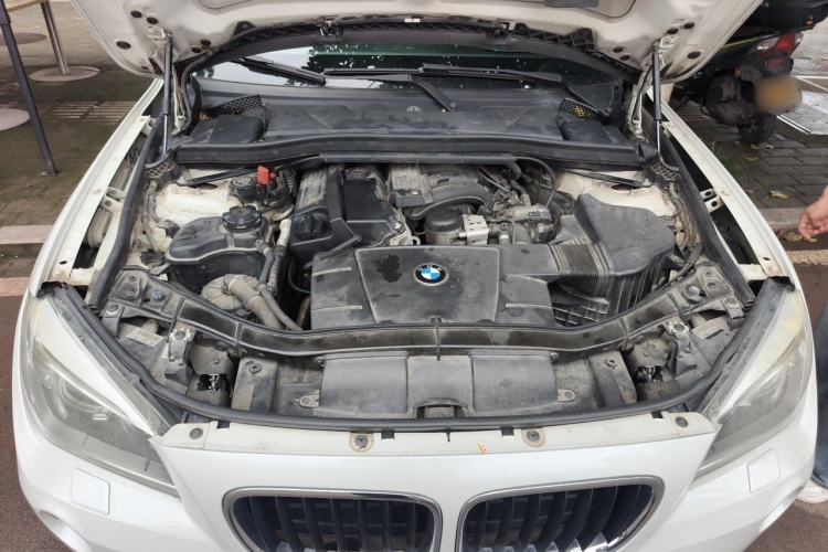 Used BMW X1 2012 sDrive18i Luxury Edition Engine Bay