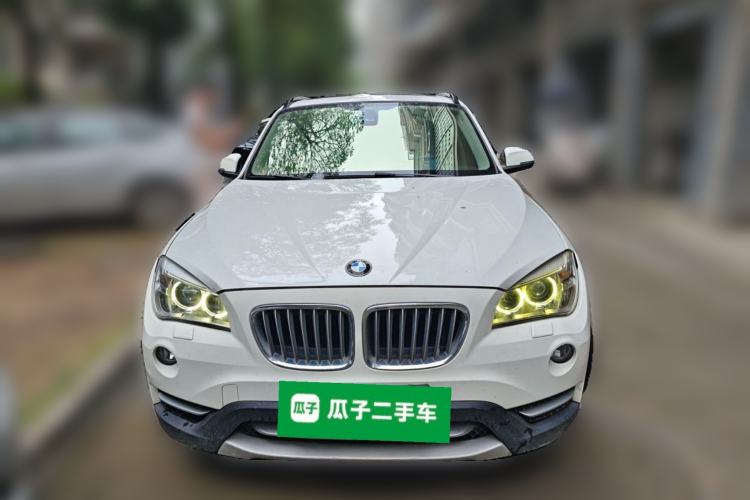 Used BMW X1 2012 sDrive18i Luxury Edition Front