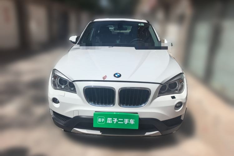 Used BMW X1 2012 sDrive18i Luxury Edition Front