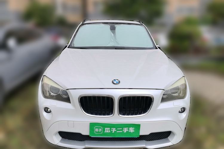 Used BMW X1 2012 sDrive18i Luxury Edition Front
