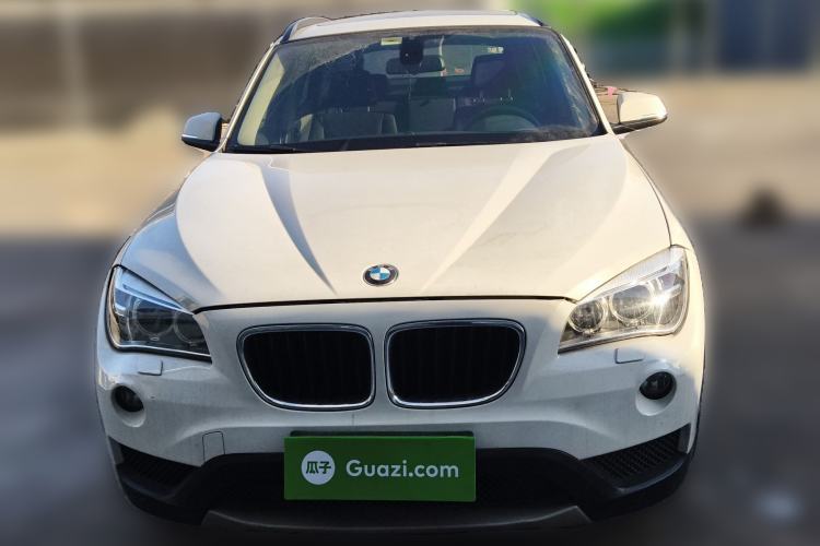 Used BMW X1 2012 sDrive18i Luxury Edition Front
