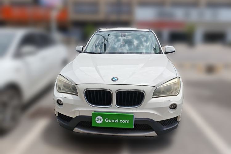 Used BMW X1 2012 sDrive18i Luxury Edition Front