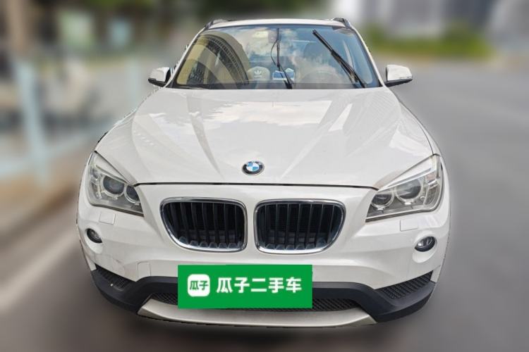 Used BMW X1 2012 sDrive18i Luxury Edition Front