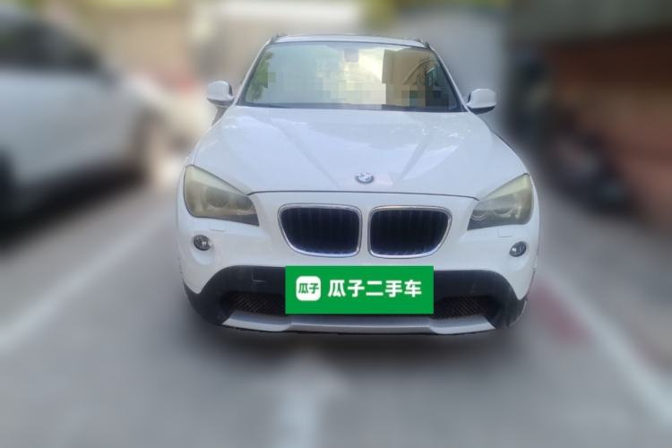 Used BMW X1 2012 sDrive18i Luxury Edition Front
