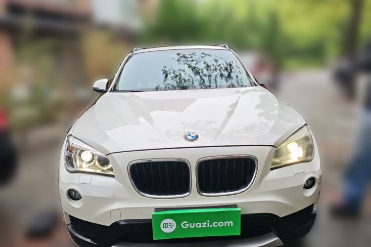 Used BMW X1 2012 sDrive18i Luxury Edition Front