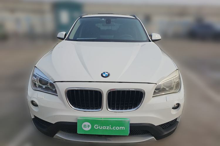 Used BMW X1 2012 sDrive18i Luxury Edition Front