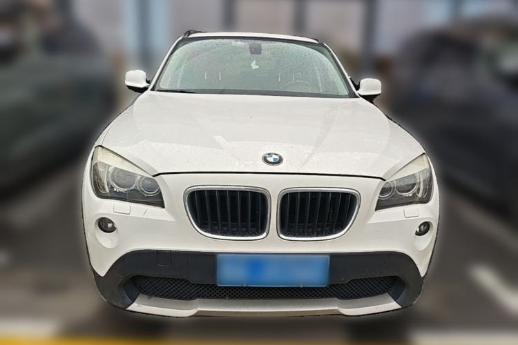 Used BMW X1 2012 sDrive18i Luxury Edition Front