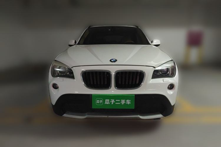 Used BMW X1 2012 sDrive18i Luxury Edition Front