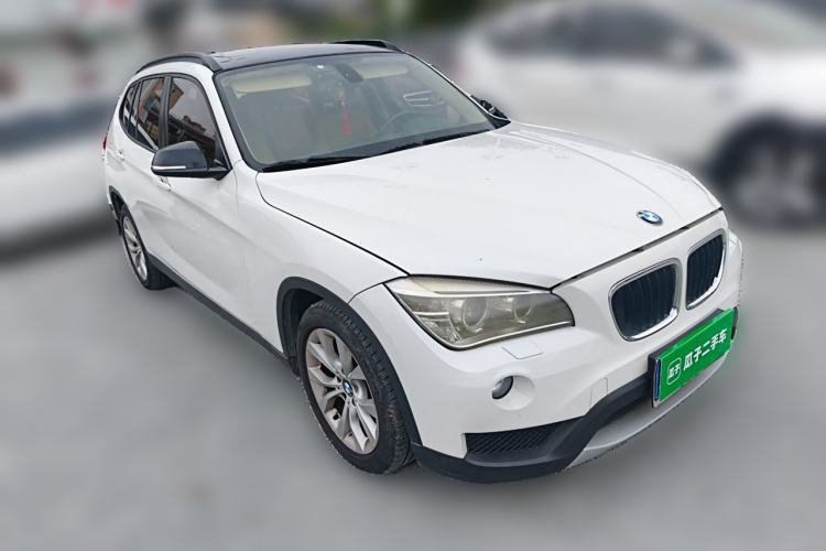 Used BMW X1 2012 sDrive18i Luxury Edition Front Right 45 Deg