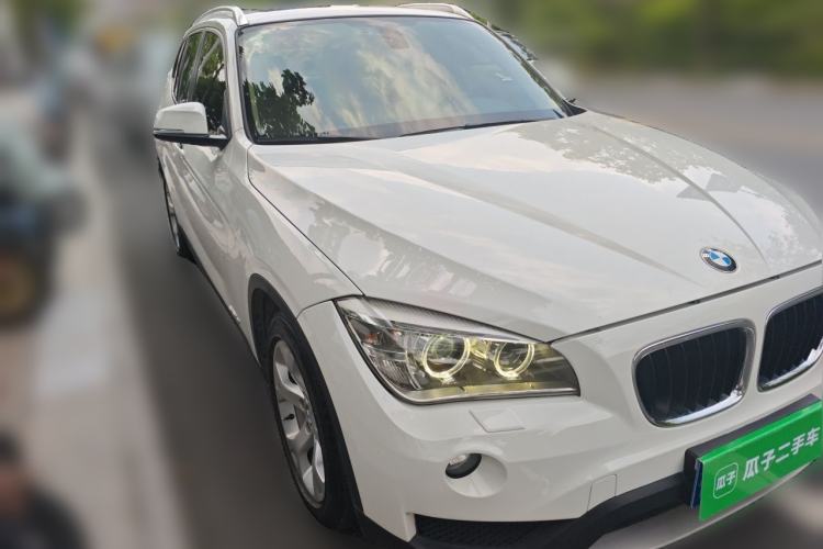 Used BMW X1 2012 sDrive18i Luxury Edition Front Right 45 Deg