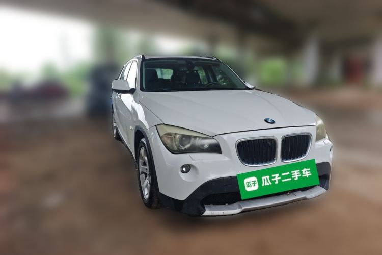 Used BMW X1 2012 sDrive18i Luxury Edition Front Right 45 Deg