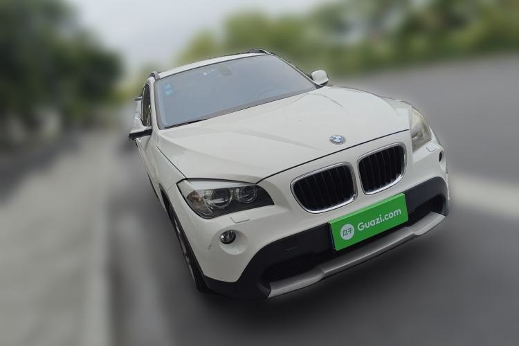 Used BMW X1 2012 sDrive20i Leading Model Front Right 45 Deg