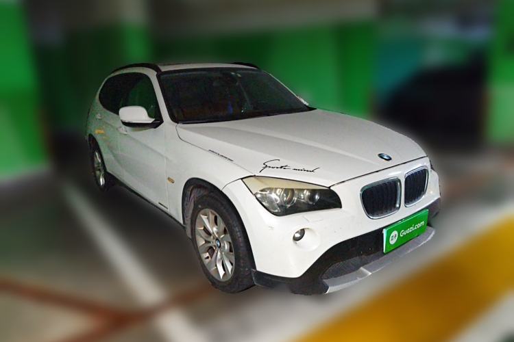 Used BMW X1 2012 xDrive20i Front Right 45 Deg