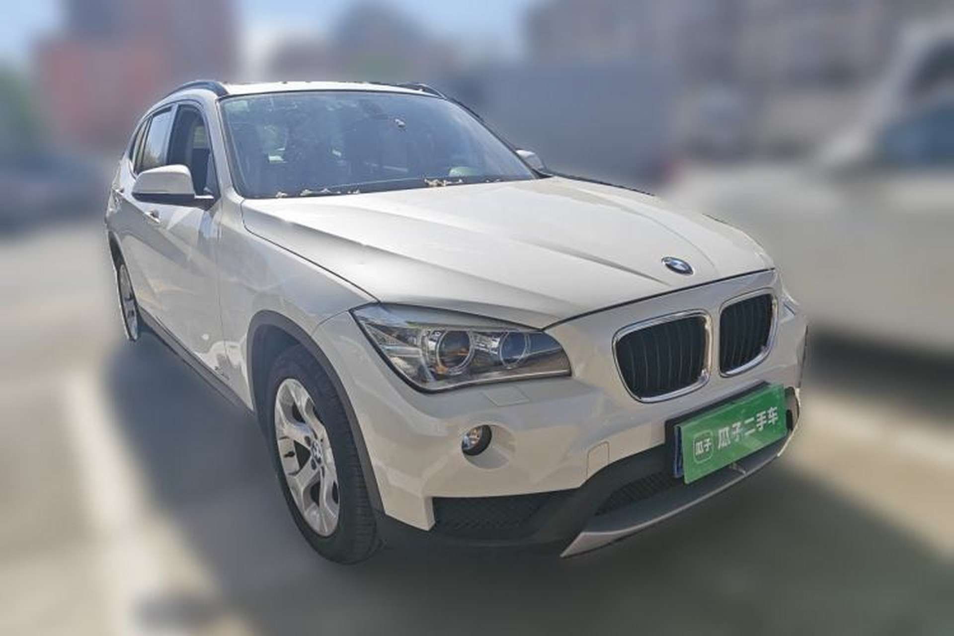 Used BMW X1 2012 sDrive18i Luxury Edition Front Right 45 Deg