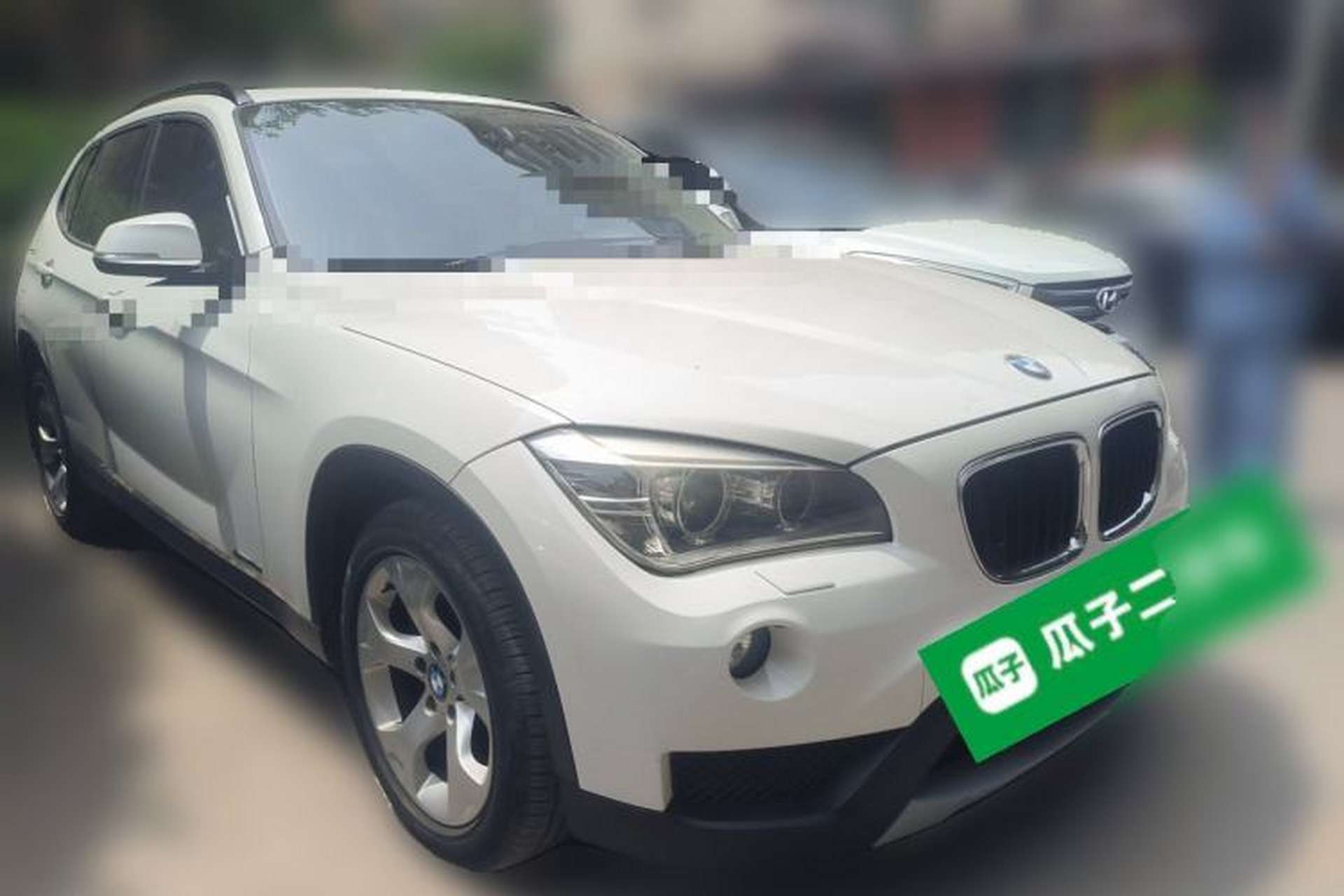 Used BMW X1 2012 sDrive18i Luxury Edition Front Right 45 Deg