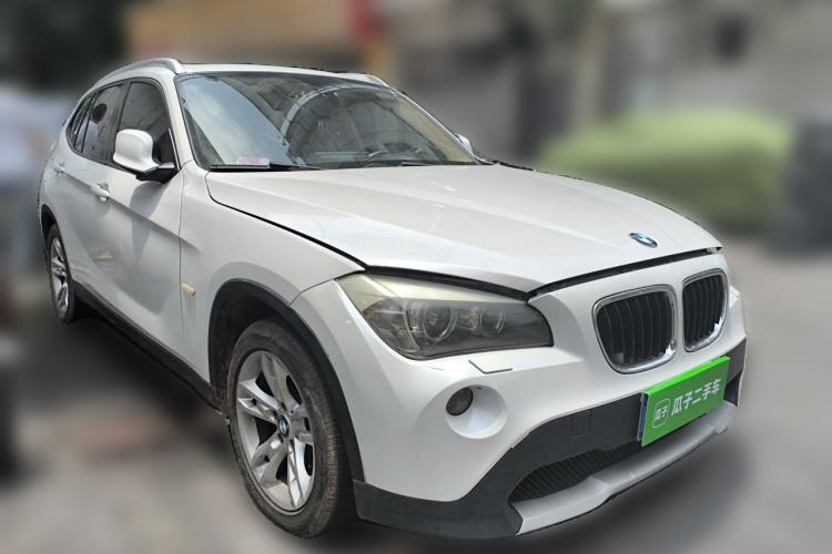 Used BMW X1 2012 xDrive20i Front Right 45 Deg