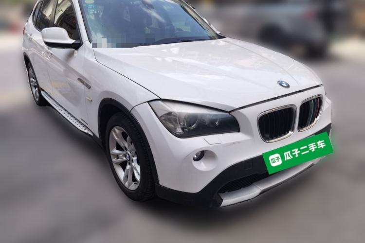 Used BMW X1 2012 sDrive18i Luxury Edition Front Right 45 Deg