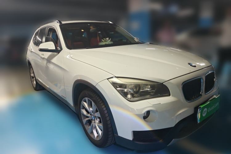 Used BMW X1 2012 sDrive18i Luxury Edition Front Right 45 Deg