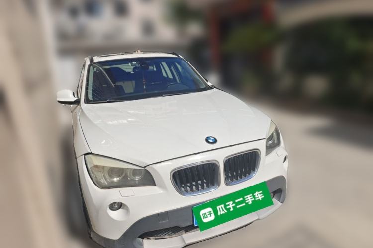 Used BMW X1 2012 sDrive18i Luxury Model Front Right 45 Deg