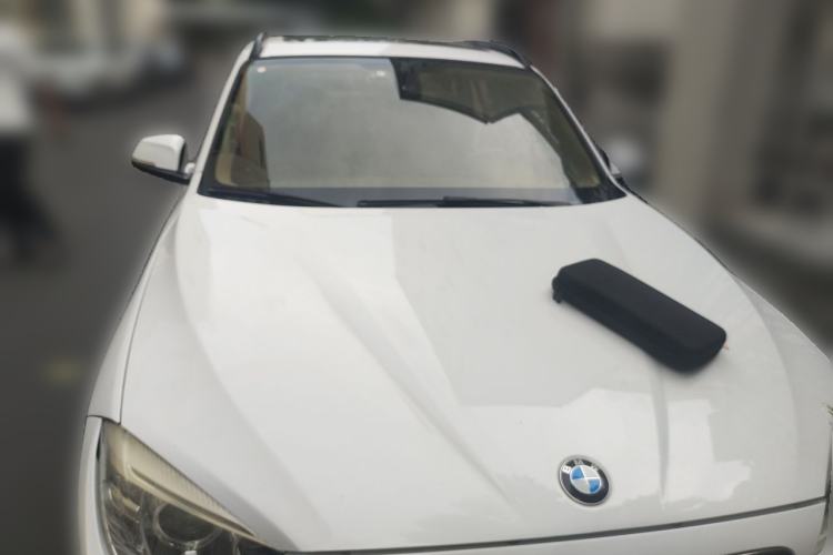 Used BMW X1 2012 sDrive18i Luxury Edition Front