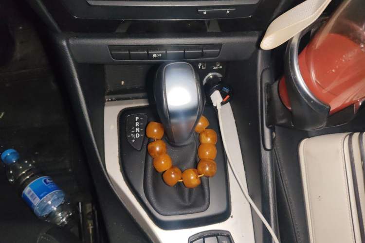 Used BMW X1 2012 sDrive18i Luxury Edition Gear Lever