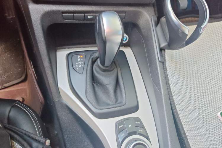 Used BMW X1 2012 sDrive18i Fashion Model Gear Lever