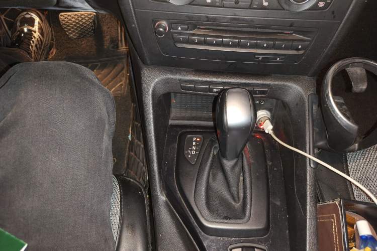 Used BMW X1 2012 sDrive18i Luxury Model Gear Lever