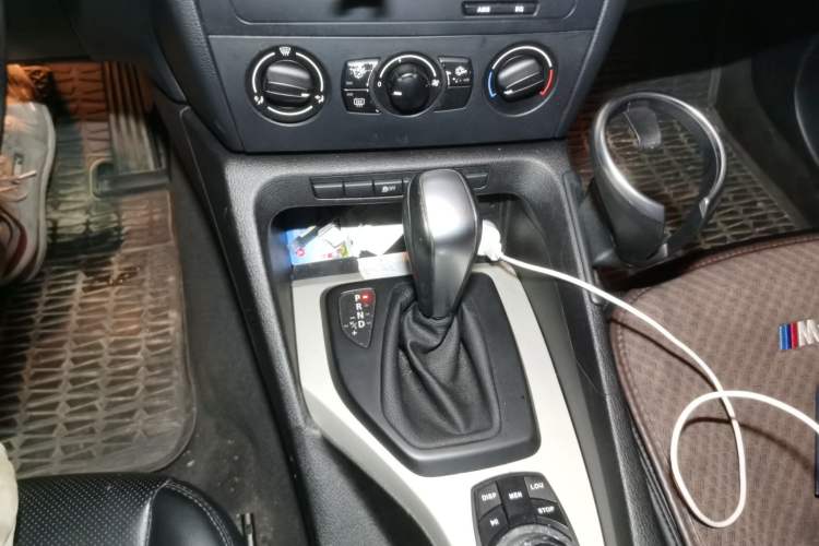 Used BMW X1 2012 sDrive18i Fashion Model Gear Lever